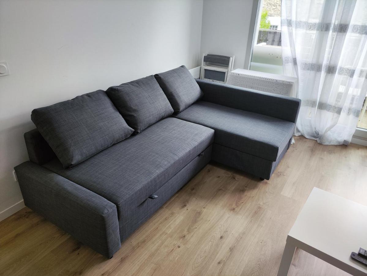 Cozy Sunshine Apartment With Balcony 4 Persons Max Ivry-sur-Seine Bagian luar foto